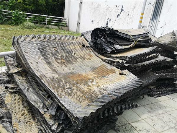 玻璃鋼冷卻塔的成型工藝受環境條件的影響?(玻璃鋼冷卻塔廠家山東鵬盛)