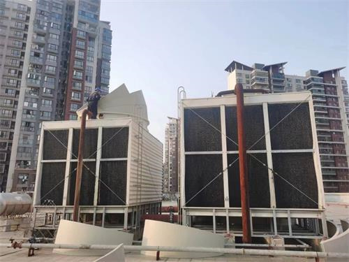 處理開式冷卻塔填料阻塞的方法(開式冷卻塔原理)