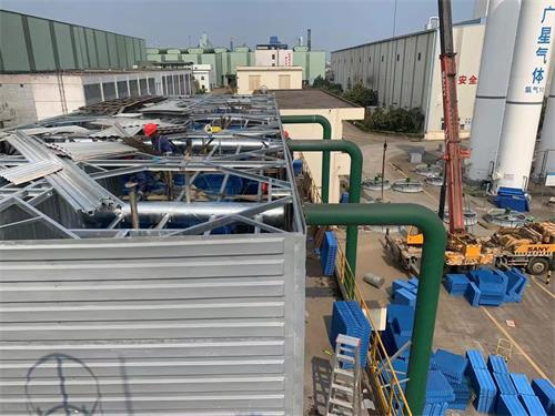 閉式冷卻塔使用中冷水機組壓力高的解決方案(閉式冷