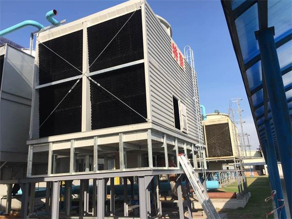 玻璃鋼冷卻塔的成型工藝受環境條件的影響?(玻璃鋼冷卻塔廠家山東鵬盛)